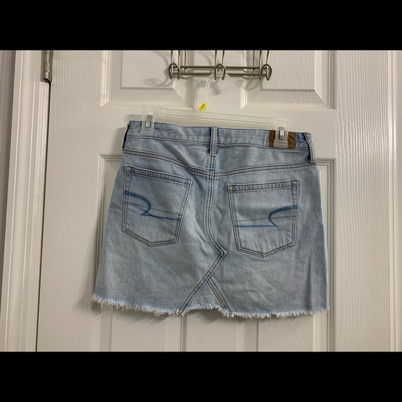 AMERICAN EAGLE, size 4, denim skirt - Picture 2 of 5